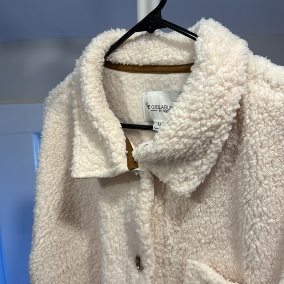 Koolaburra By UGG Sherpa shacket, Size M - Picture 3 of 4